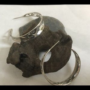 Janice Girardi,sterling silver, hoop earrings.